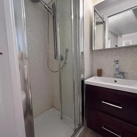 Comecasa Two-bedroom House On The Harbor Apartment *