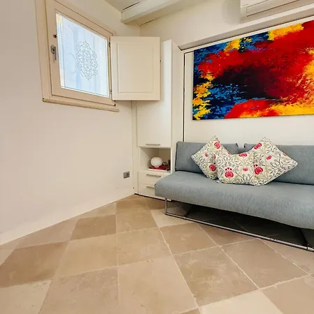 Apartment Comecasa Two-bedroom House On The Harbor *